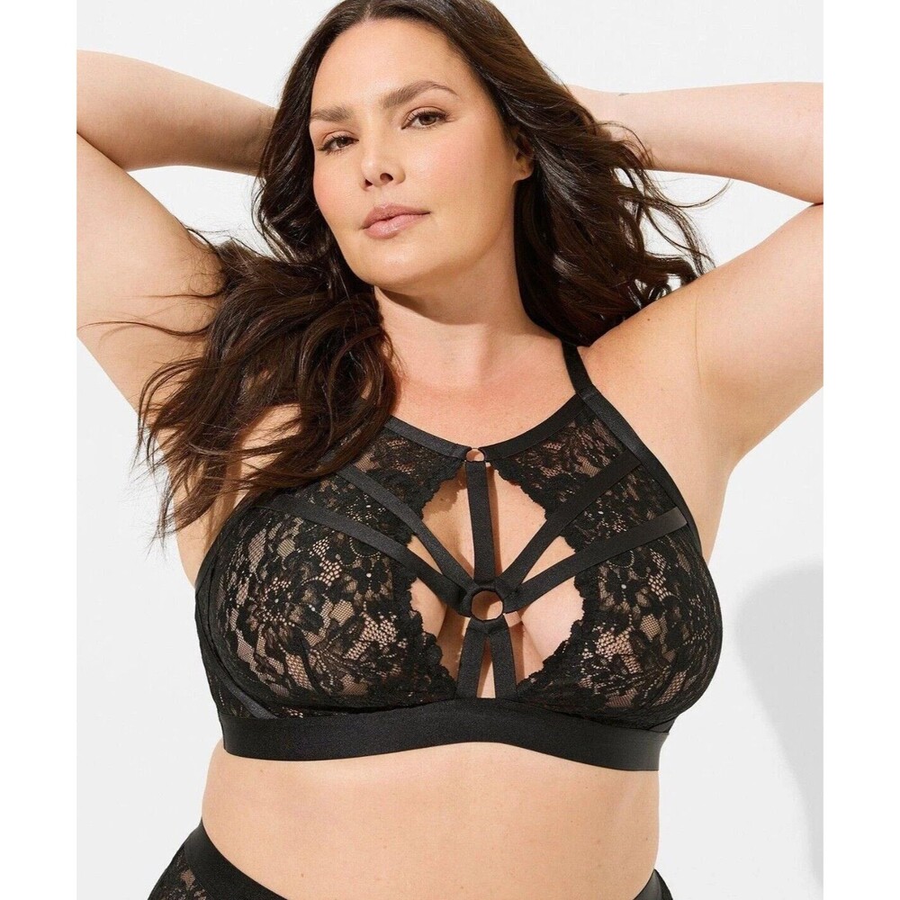 Torrid Black Floral Lace Strappy Bralette Size 1 1x 14/16